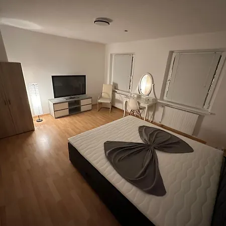 Apartment Moblierte 3 Zimmer Ferienwohnung